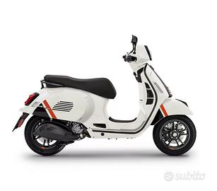ADESIVI ROSSO NERO VESPA 125 250 300 GTS SUPER AUF