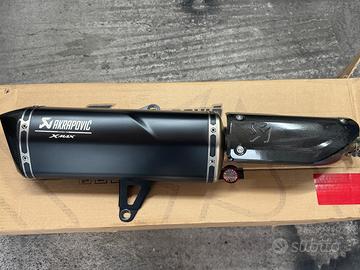 Terminale Akrapovic dedicato per X MAX 300