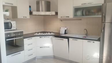 Cucina Stosa completa di elettrodomestici