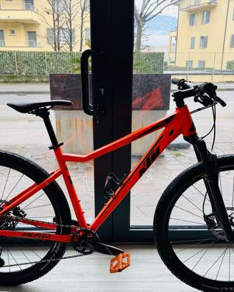 mountain bike front KTM Ultra Race 29 taglia L