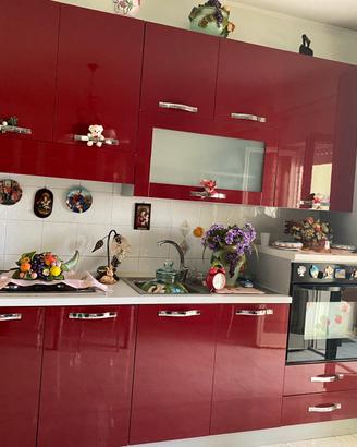 cucina con elettrodomestici mai usati