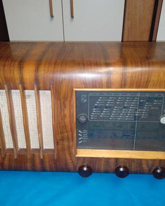 PHILIPS radio a valvole mod BI 580/A