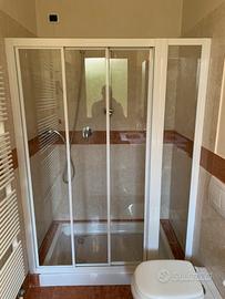 Ante scorrevoli per doccia