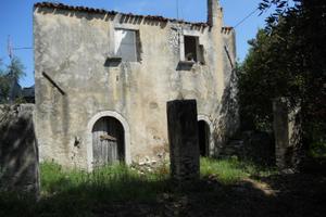 Rudere (1/2) ed uliveto contrada Passarella/Biccar