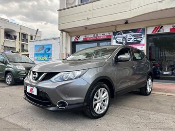 NISSAN Qashqai 1.5 dCi Acenta Premium GANCIO TRAIN