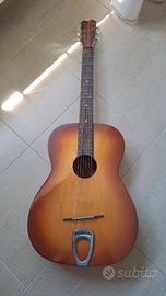 Chitarra acustica stile vintage