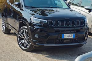 Jeep Compass 1.5 e-Hybrid 2025 Summit