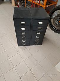 Cassettiera in acciaio