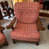 Divano letto e due poltrone