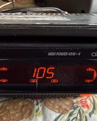 Autoradio Vintage Clarion CD27R