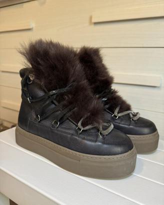 Stivaletto alto invernale di Brunello Cucinelli,