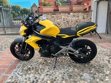 Kawasaki ER 6N - 2013