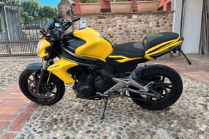 Kawasaki ER 6N - 2013