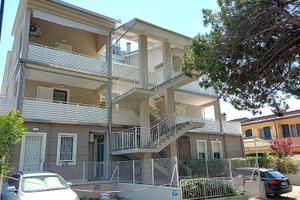 Lido di Savio-Trilocale con clima e grande balcone