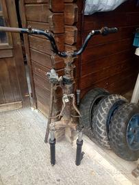 forcella con manubrio