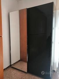 Armadio camera in legno  con specchio 