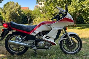 yamaha xz550