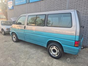 VW Pulmino 8 posti benzina GPL SYNCRO