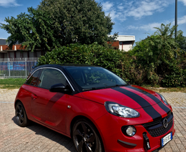 Opel Adam 1.4 87cv NEOPATENTATI