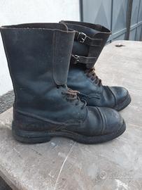  stivali militari