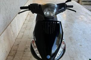 PIAGGIO ZIP 50 cc 4 tempi