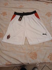 pantaloncini Milan nuovi  2026 27 taglia  M