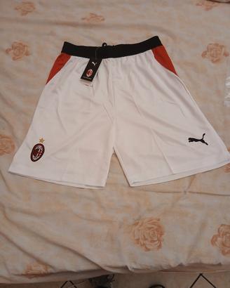 pantaloncini Milan nuovi  2026 27 taglia  M