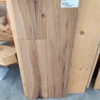 Parquets in Rovere spazzolato bisellato 