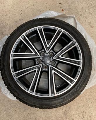 Gomme estivr più cerchio originale Audi