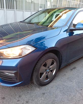 Bmw 116 116d 5p. Business Advantage automatico