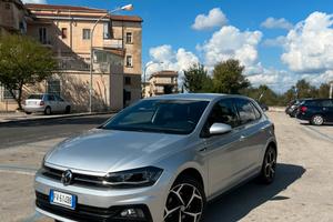 Volkswagen Polo 1.6 tdi 95cv R-line Highline
