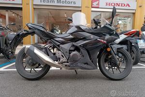 Suzuki gsx 250