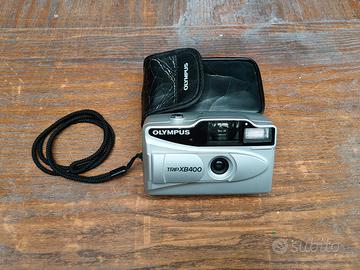 Fotocamera analogica "Olympus"