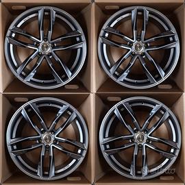 Cerchi in lega AVUS RACING da 17'' per A3, GOLF, L