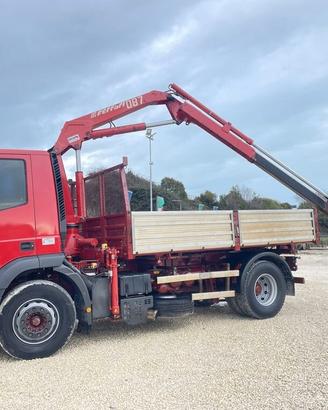 AUTOCARRO IVECO MAGIRUS 190 E 31 P