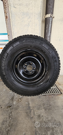 4 cerchi + gomme invernali camper/ furgone