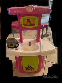 Cucina giocattolo carina