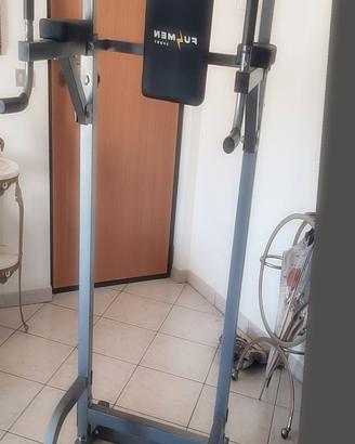 Stazione fitness multifunzione