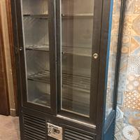 Vetrina frigo refrigerata verticale