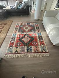 Tappeto Kilim artigianale in lana