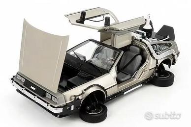 De Lorean "volante" 1/18 SunStar