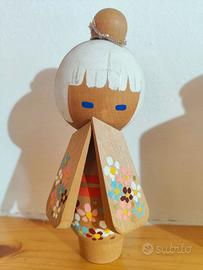 Kokeshi bambola giapponese
