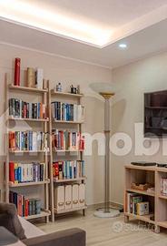 Lampada da terra in ottone, anni '70