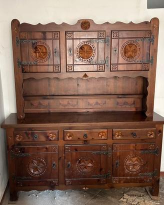 Credenza