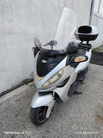 scooter Madison 180 R