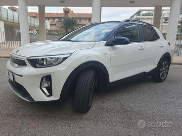 KIA Stonic 1.0 T-GDi 100 CV MHEV iMT GT Line