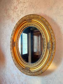 Specchio ovale antico in legno dorato 80x90