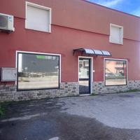 Affitto spazio commerciale