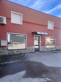Affitto spazio commerciale