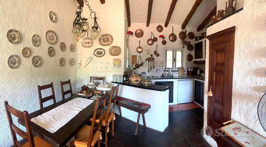 Casa – Casanova Lerrone, Trevo - Altro